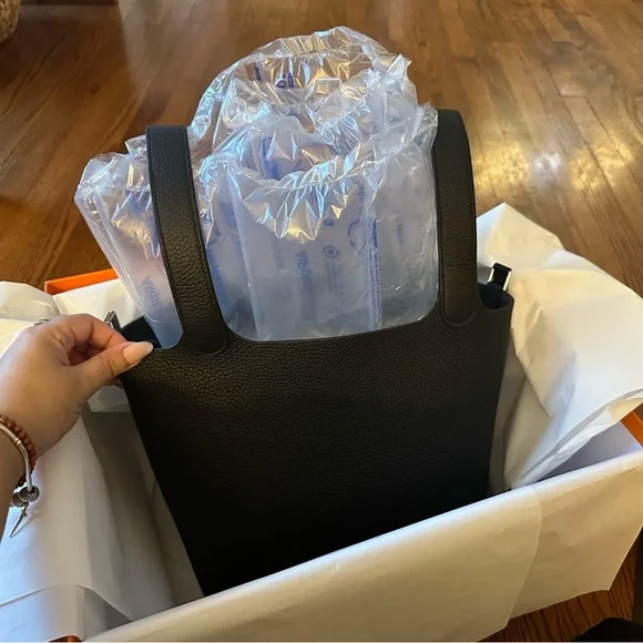 Hermès Picotin Lock 22 Black Clemence Silver Hardware New In Box - Picture 7 of 9